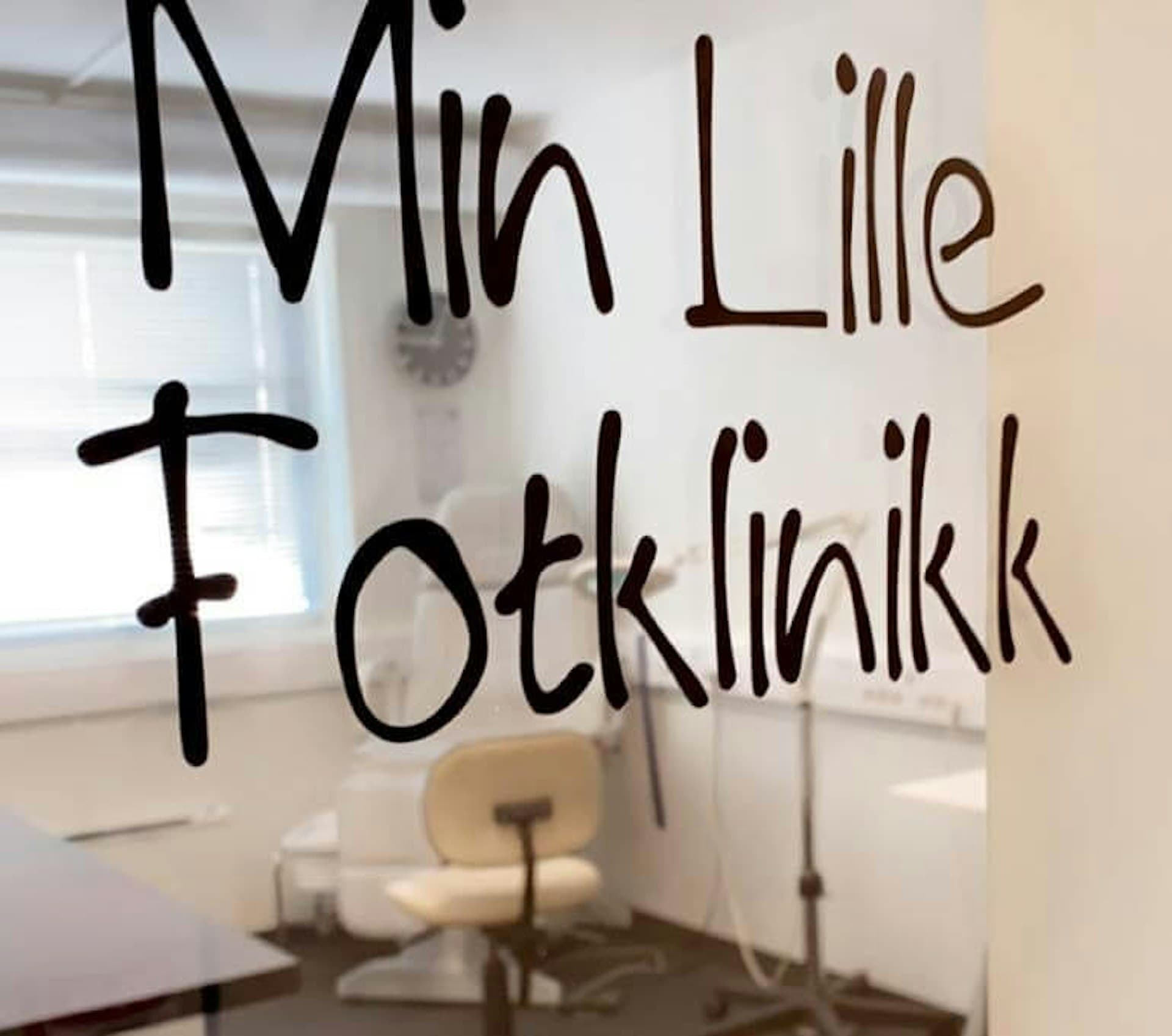 Testimonial company logo